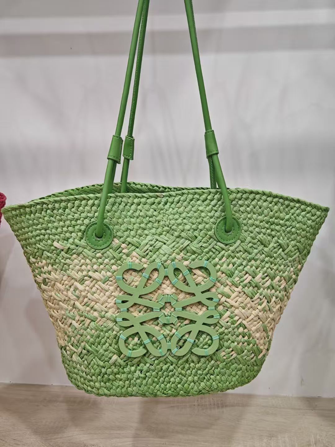 Straw beach bag
