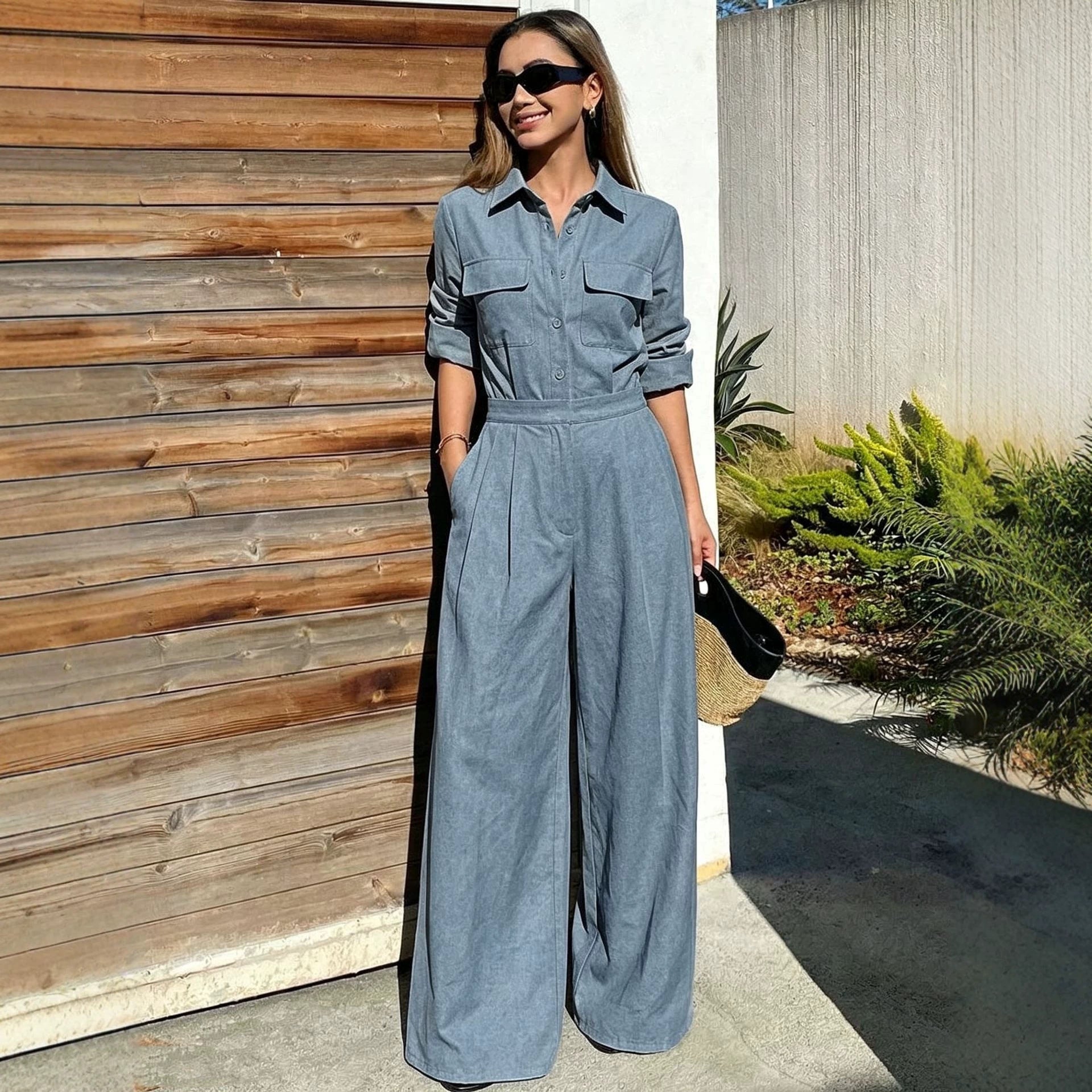 Women's collar long sleeved jumpsuit