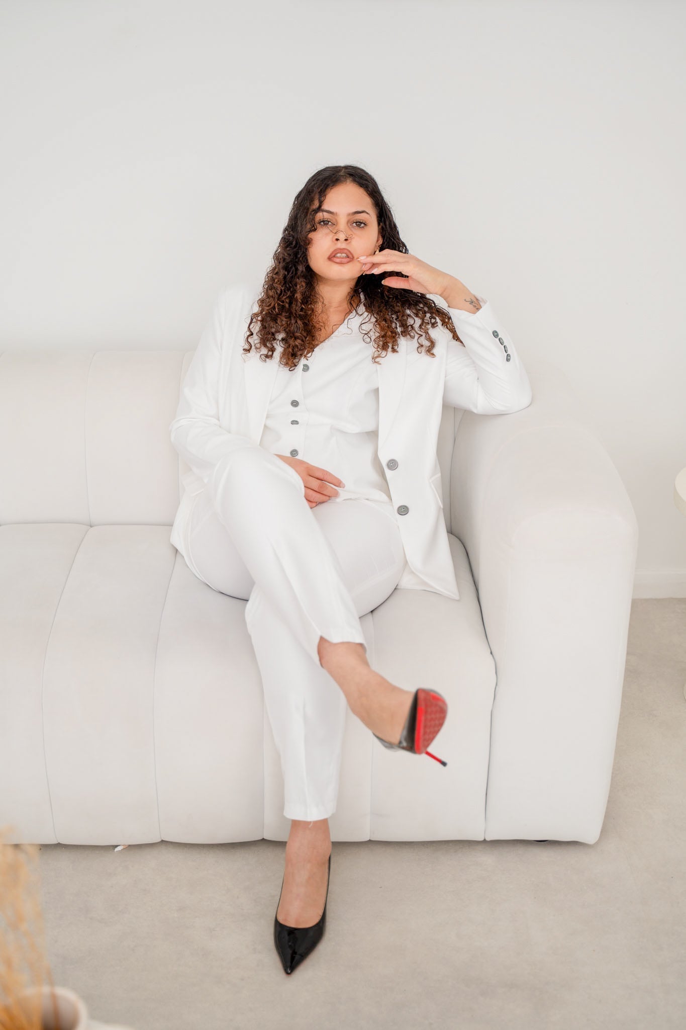 The snow white spark 3-piece pantsuit (UK size 12)